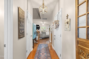 31 Great View Ct, Clayton, NC 27527
