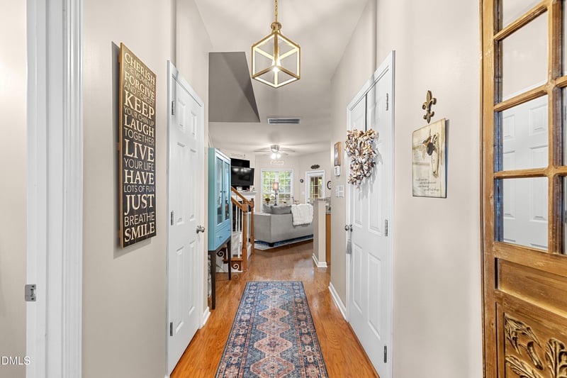 31 Great View Ct, Clayton, NC 27527