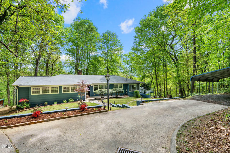 31 Mt Bolus Rd, Chapel Hill, NC 27514