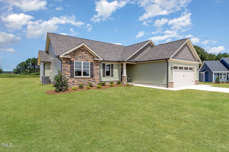 31 Tanseyleaf Dr, Smithfield, NC 27577