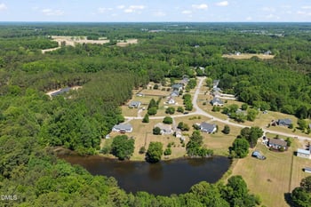 31 Vanstore Dr, Fuquay Varina, NC 27526