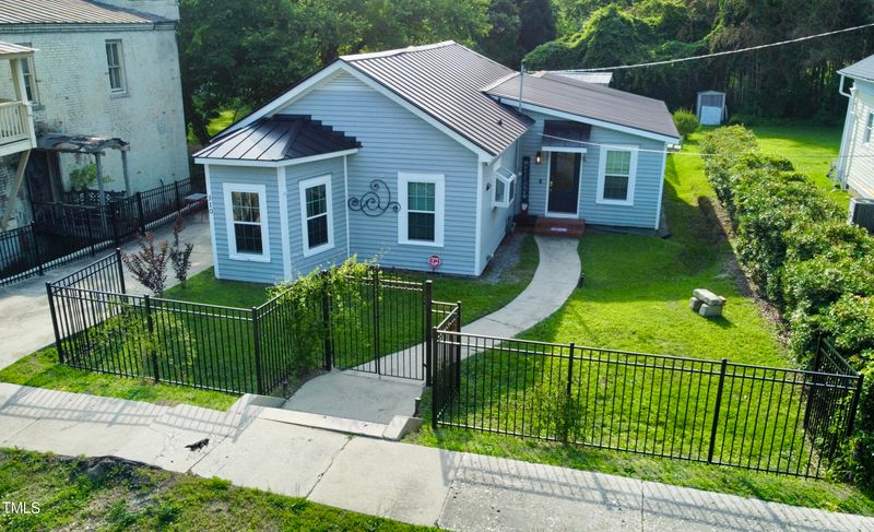 310 S 4th St, Smithfield, NC 27577