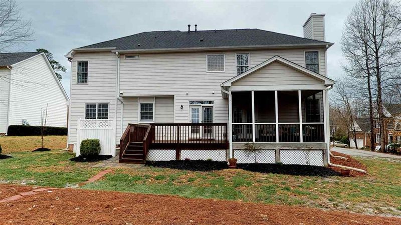 310 Barrington Overlook Dr, Durham, NC 27703