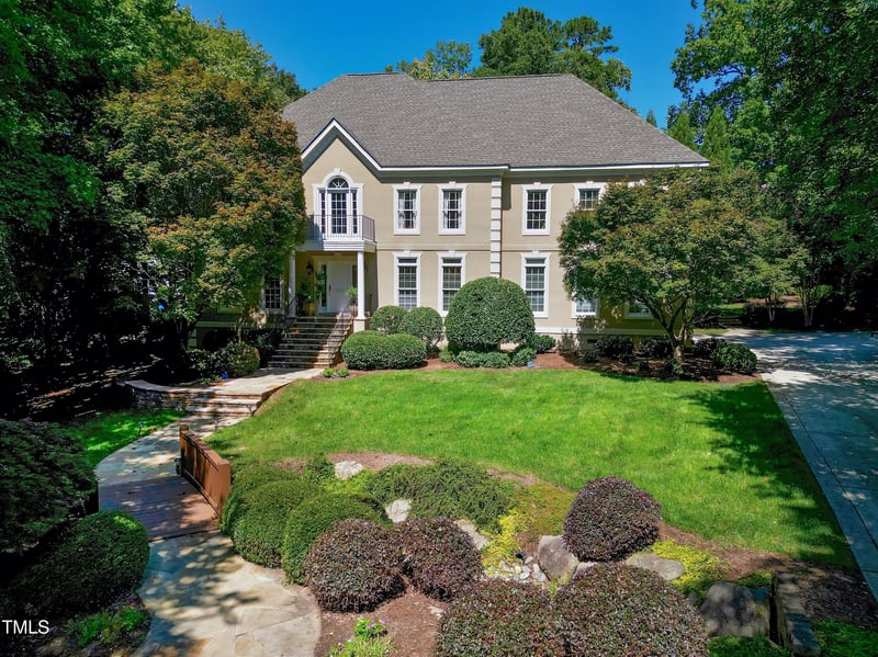 310 Bordeaux Ln, Cary, NC 27511
