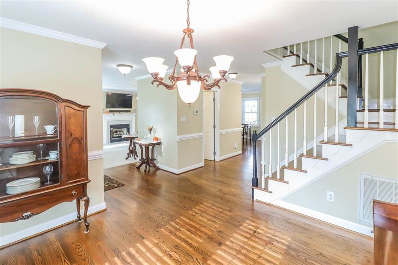 310 Bradford Pl, Clayton, NC 27520