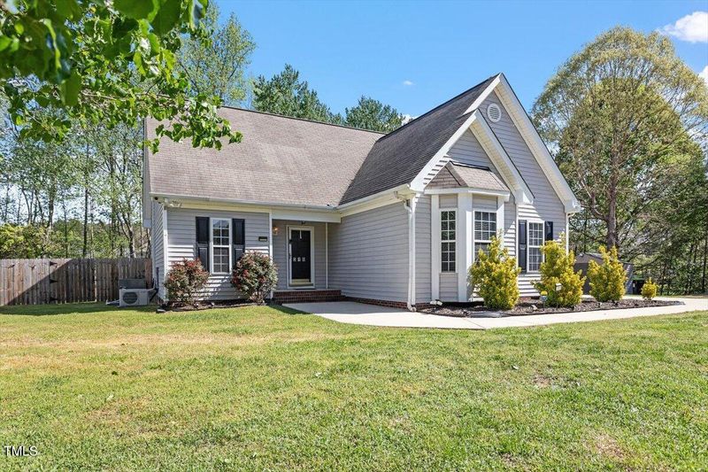 310 Cedarhurst Ln, Franklinton, NC 27525