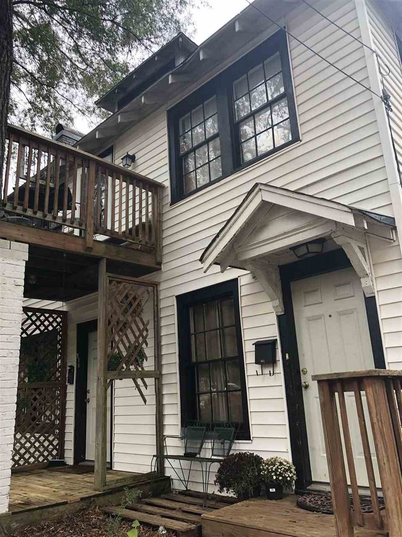 310 Chamberlain St, Raleigh, NC 27607