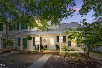 310 Commons Dr, Holly Springs, NC 27540