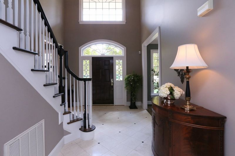 310 Devonhall Ln, Cary, NC 27518