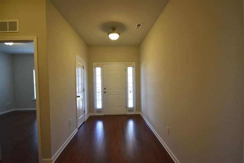 310 W Falcon Ct, Clayton, NC 27520