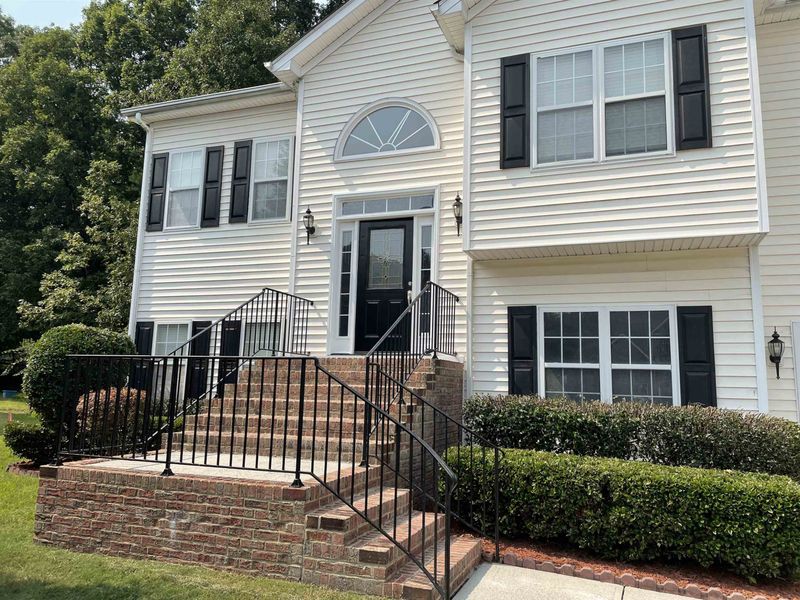 310 Gingergate Dr, Cary, NC 27519