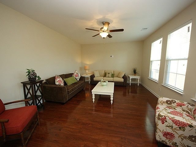310 Hawksbill Dr, Franklinton, NC 27525