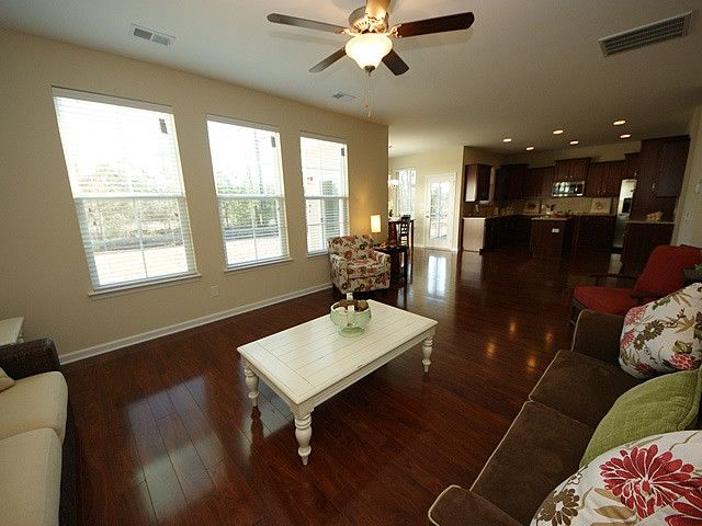 310 Hawksbill Dr, Franklinton, NC 27525