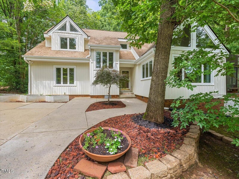 310 Heidinger Dr, Cary, NC 27511