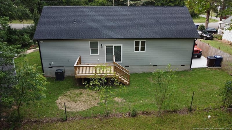 310 Hickory Ave, Sanford, NC 27330