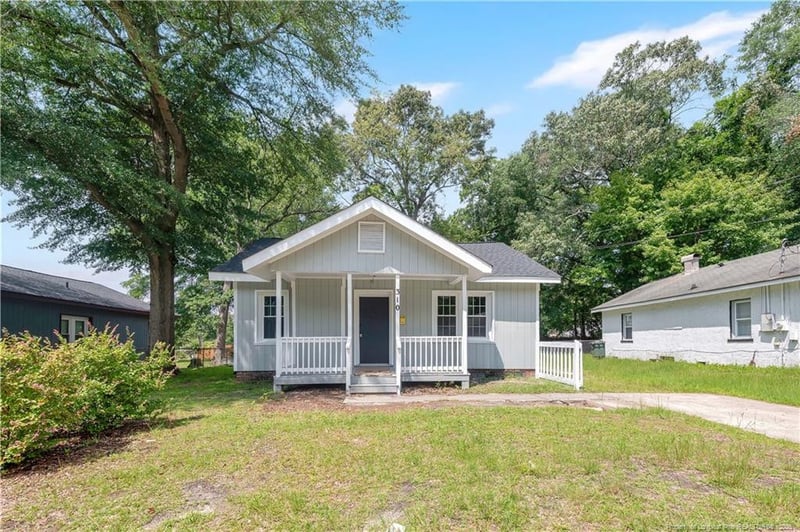 310 Highland Ave, Fayetteville, NC 28305