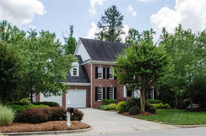 310 Hillantrae Ln, Apex, NC 28502