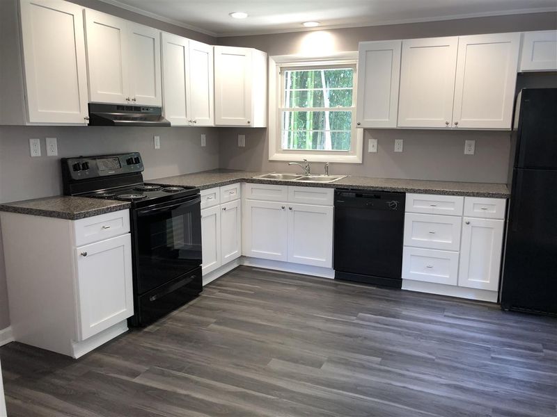 310 Lindsay St, Chapel Hill, NC 27516