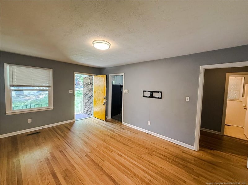 310 Mcallister St, Fayetteville, NC 28305