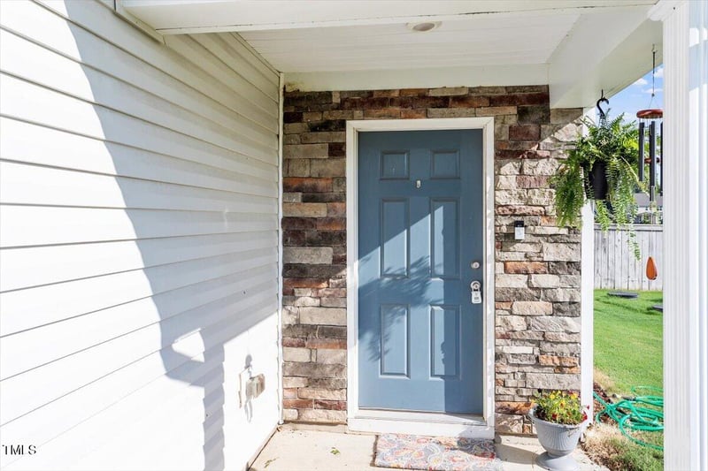 310 Mineral Spg Ln, Fuquay Varina, NC 27526