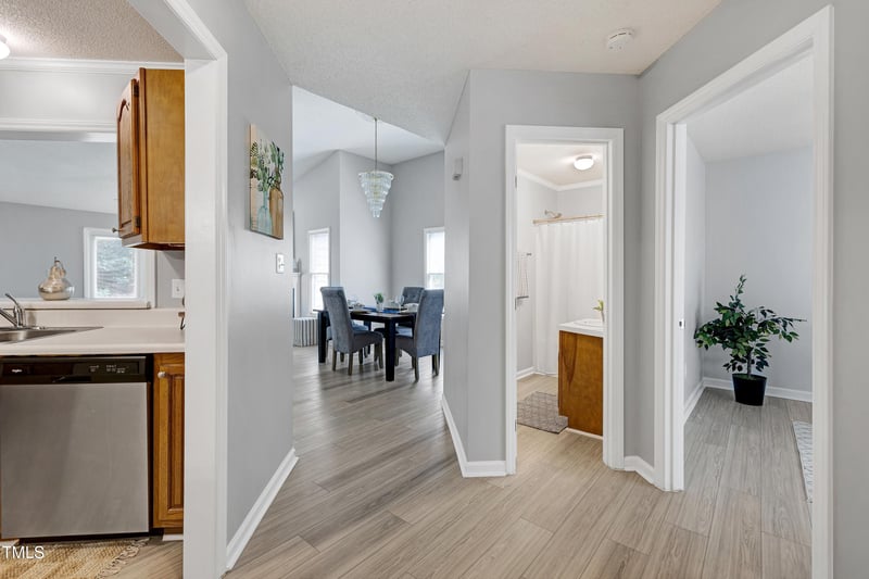 310 Riverwalk Cir, Cary, NC 27511