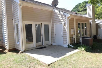 310 Riverwalk Cir, Cary, NC 27511
