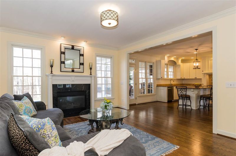 310 Schubauer Dr, Cary, NC 27513
