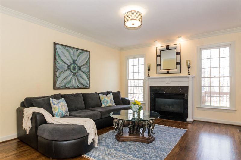 310 Schubauer Dr, Cary, NC 27513
