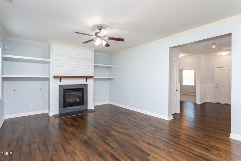 310 Seymour Pl, Cary, NC 27519
