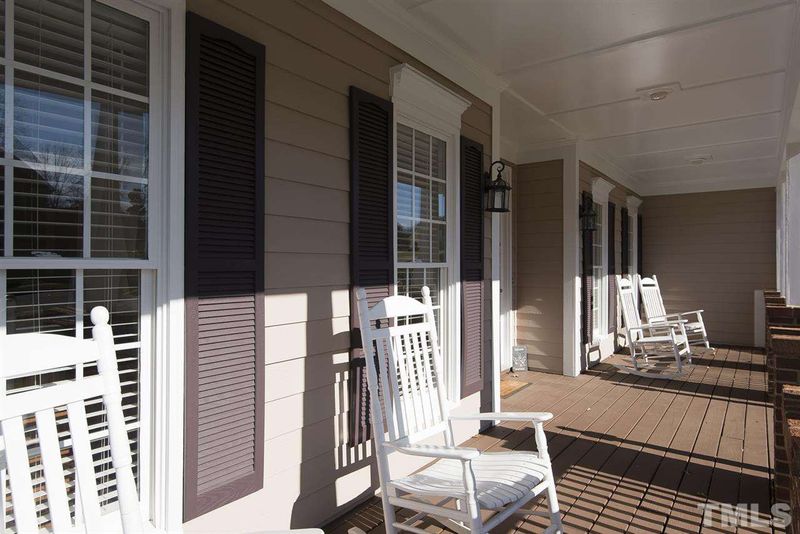 310 Summers Walk Cir, Garner, NC 27529