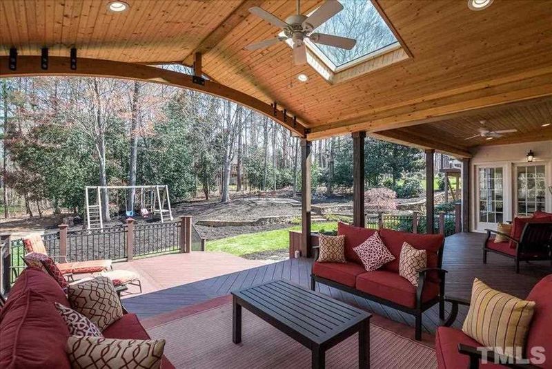 310 Versailles Dr, Cary, NC 27511