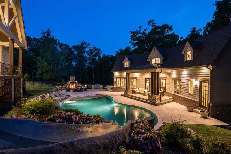 310 Villa Dr, Durham, NC 27712