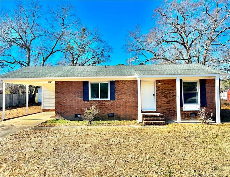 310 Wrightsboro Rd, Fayetteville, NC 28304