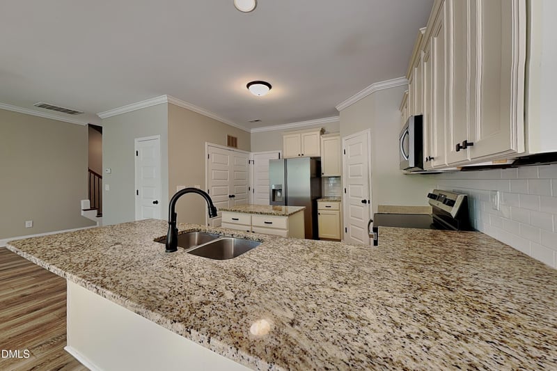 3100 Matthew Ridge Dr, Zebulon, NC 27597