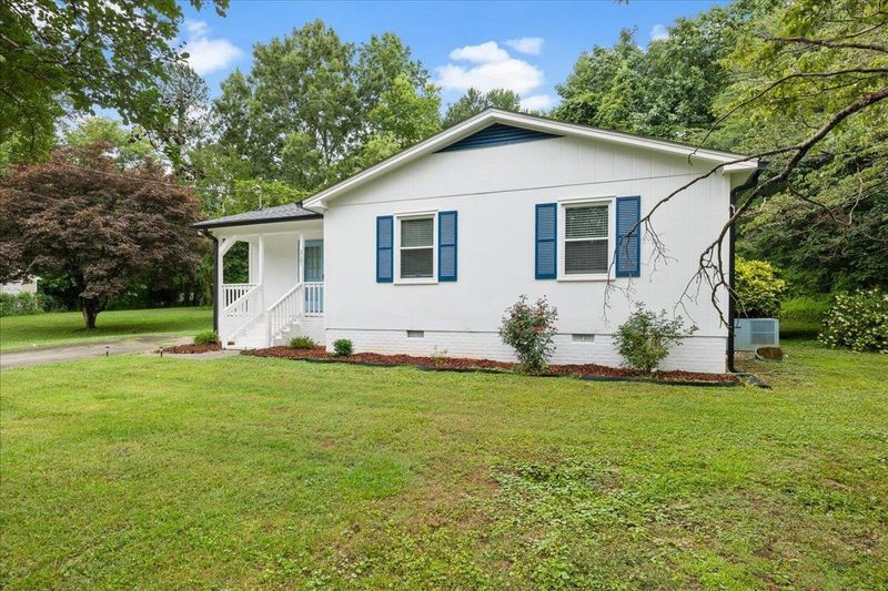 3101 Crandon Ln, Raleigh, NC 27604