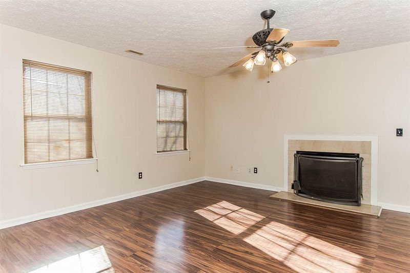 3101 Mango Dr, Raleigh, NC 27610