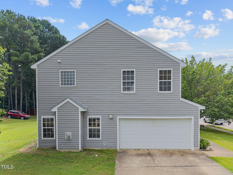3101 Rendezvous Dr, Raleigh, NC 27610