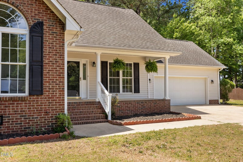 3101 Windmere Dr, Sanford, NC 27330