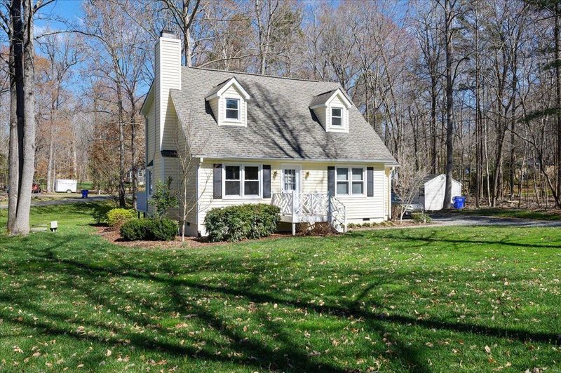3102 Caleb Ct, Hillsborough, NC 27278