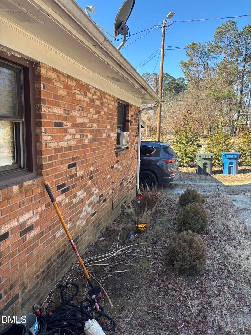 3103 Dearborn Dr, Durham, NC 27704