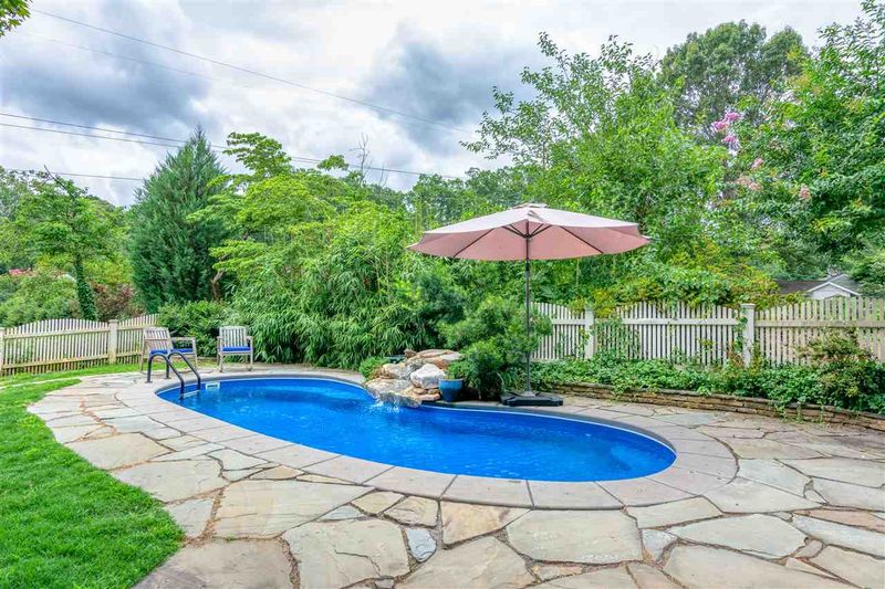 3103 Eton Rd, Raleigh, NC 27608