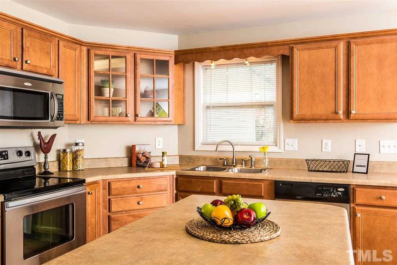 3104 Hope Valley Rd, Durham, NC 27707