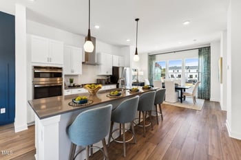 3104 Kempthorne Rd, Cary, NC 27519
