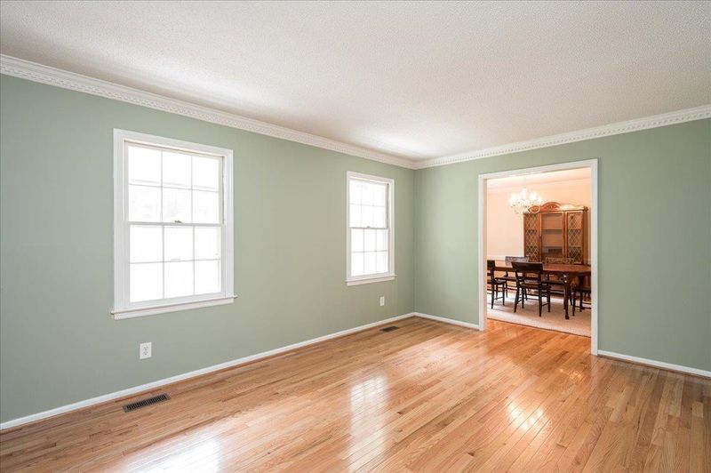 3105 Barnsley Ln, Raleigh, NC 27604
