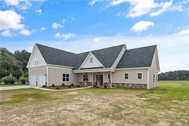 3105 Bladen Union Church Rd, Fayetteville, NC 28306