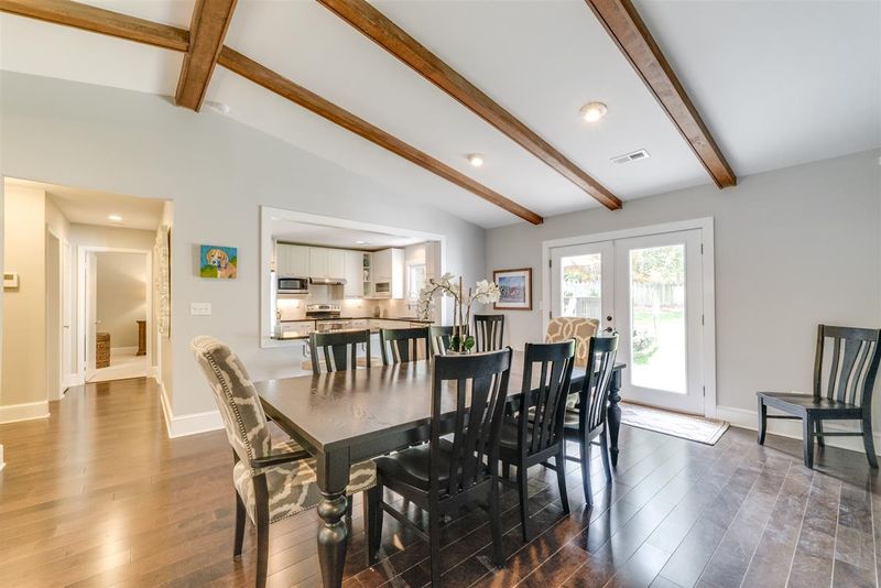 3105 Chancery Pl, Raleigh, NC 27607