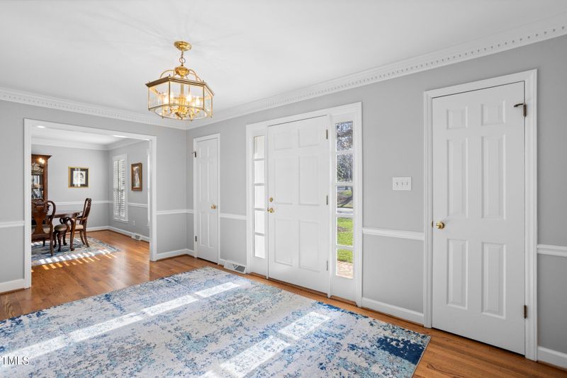 3105 Forestdale Dr, Burlington, NC 27215