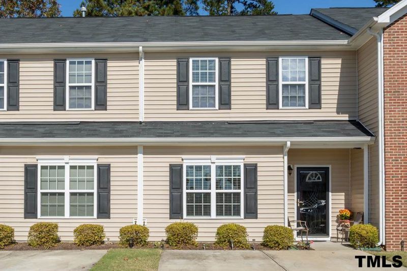 3105 Manhasset Ln, Raleigh, NC 27604