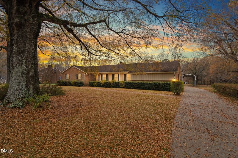 3105 Maple Ave, Burlington, NC 27215
