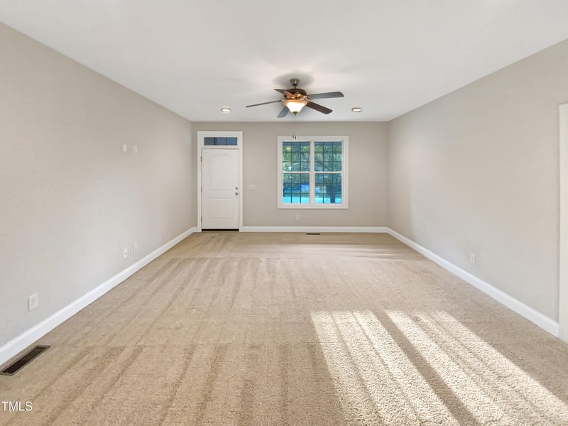 3105 Matthew Ridge Dr, Zebulon, NC 27597